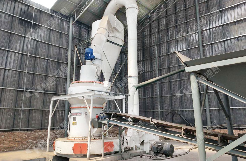 广西高压悬辊磨粉机厂家 桂林鸿程的HC1700摆式磨粉机