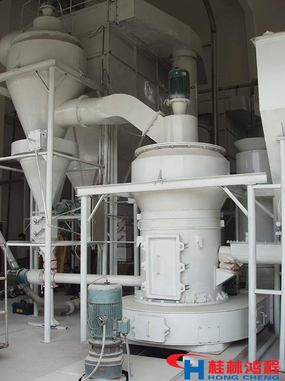 HC1000磨粉机滑石粉生产线现场图片