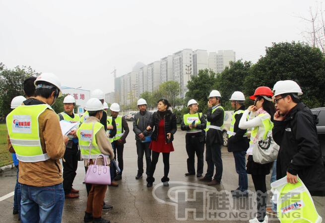 A水泥公司参考桂林鸿程水泥立式磨粉机生产线