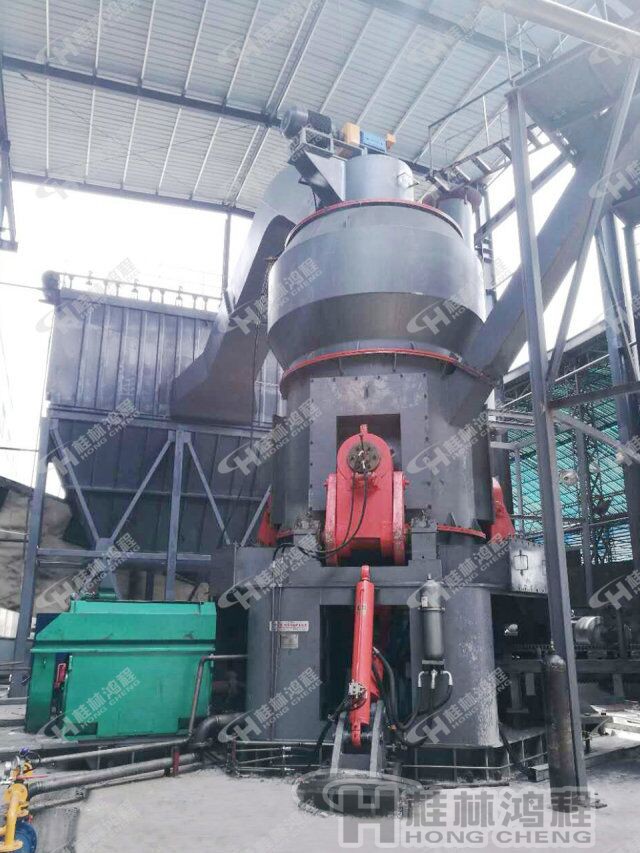 桂林鸿程水泥立磨水渣立磨设备：HLM立磨磨粉机