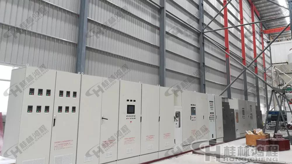 桂林鸿程人造岗石设备 HLMX1700超细立磨人造岗石磨粉机生产线 桂林鸿程人造岗石设备 HLMX1700超细立磨人造岗石磨粉机生产线