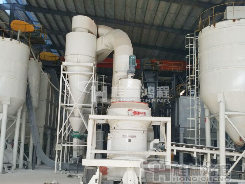 400目雷蒙磨粉机 HC1500摆式磨粉机