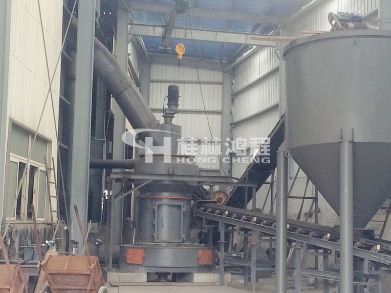 安徽铜矿石干磨设备桂林鸿程HC摆式磨粉机