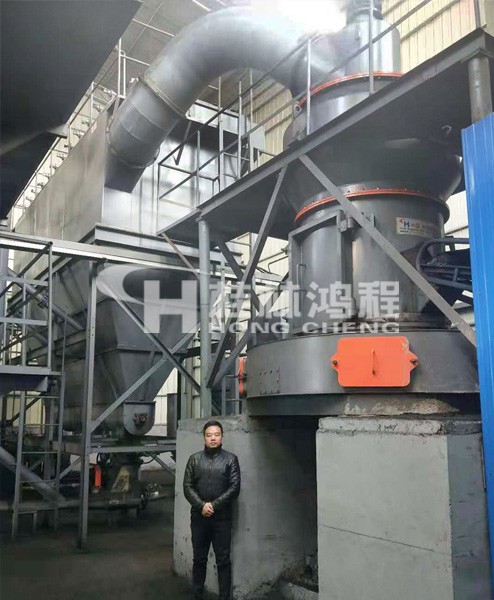 4R4121煤质活性炭雷蒙磨粉机生产线宁夏某客户厂家现场图