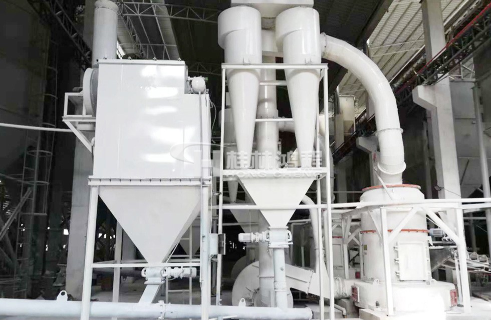 广西省新型方解石磨粉机325目HCQ改进型磨粉机配置双旋风收尘器