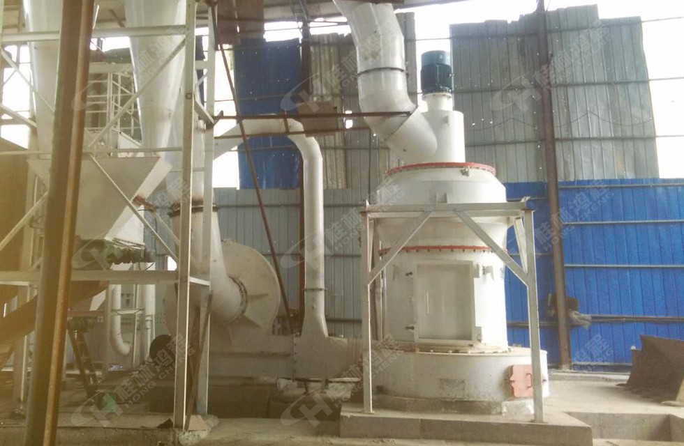 325目白云石粉生产设备HCQ新型磨粉机江西建材厂客户投产
