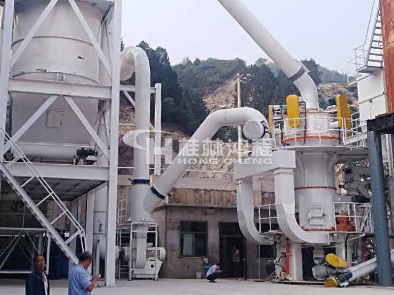 桂林鸿程滑石粉生产流程与工艺用2500目超细滑石粉制粉机HLMX超细立式磨粉机