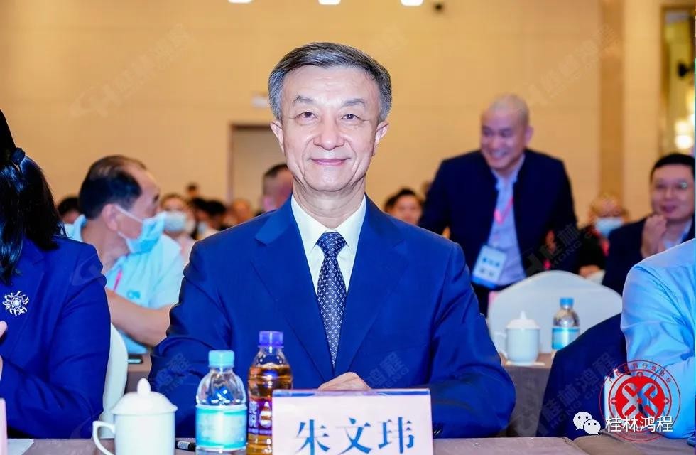 中国塑料加工工业协会理事长朱文玮