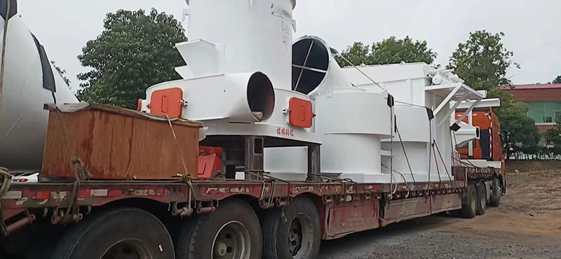 湖南某老板订购时产十五吨氢氧化钙生产线货物到场剪影!