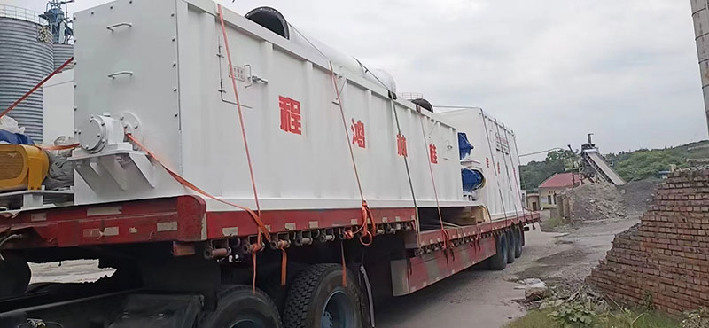 湖南某老板订购时产十五吨氢氧化钙生产线货物到场剪影!