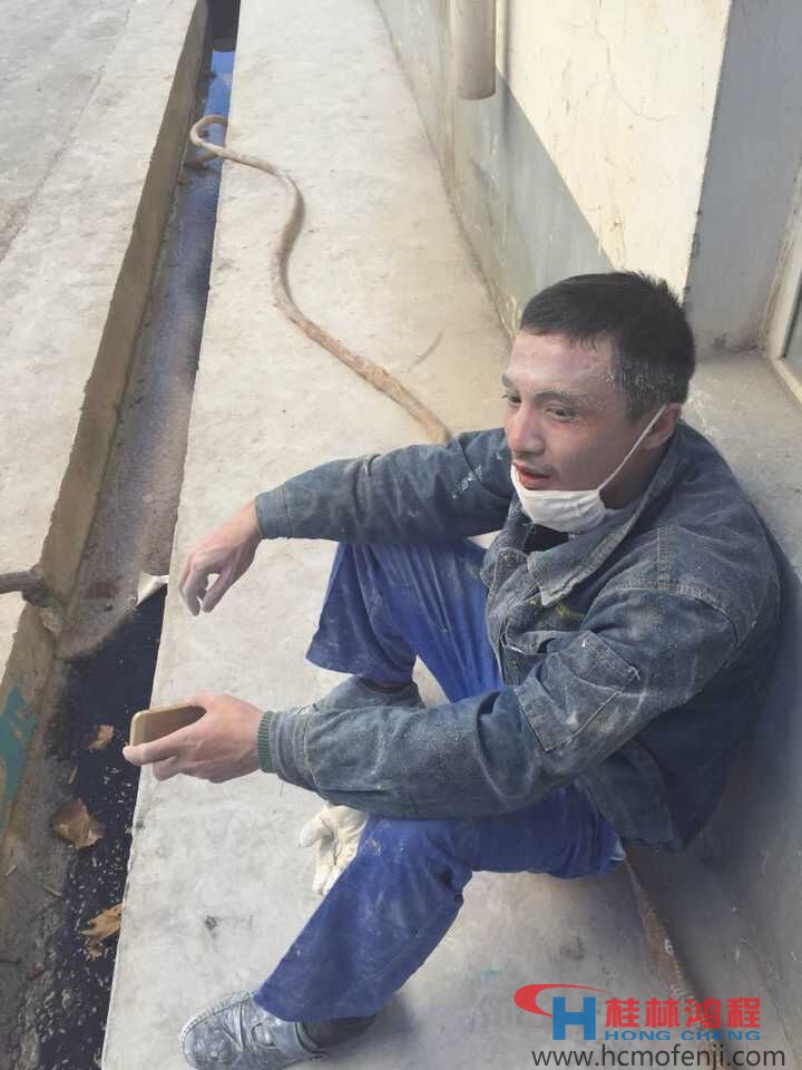 桂林鸿程磨粉机技术员 桂林鸿程磨粉机技术员