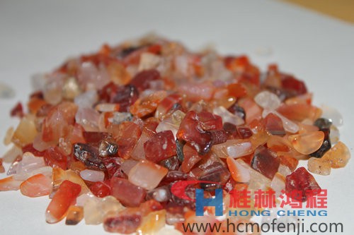 颜色各异的石英石 桂林鸿程石英石雷蒙机