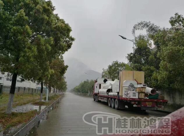 桂林鸿程磨粉机厂发货现场