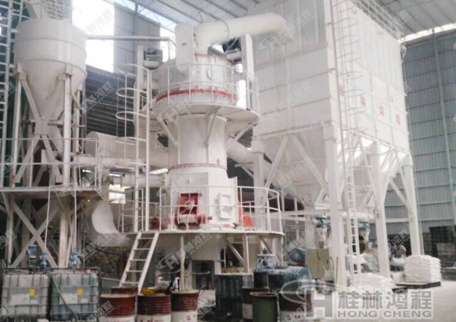 HLMX1100桂林鸿程400目大理石粉HLMX超细立磨机生产线现场