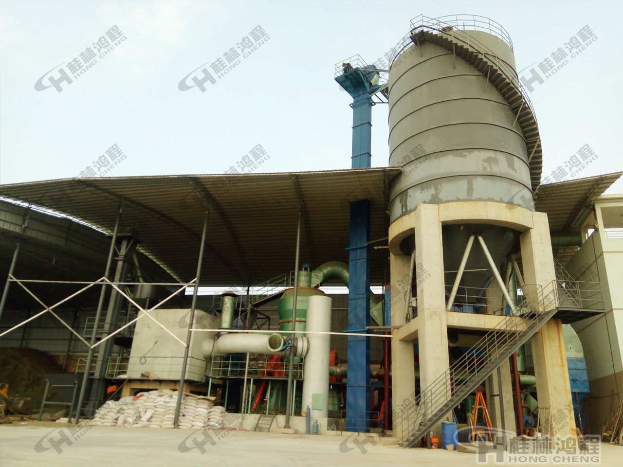 广西百色水渣立磨 HLM26/3立磨 水渣微粉生产线