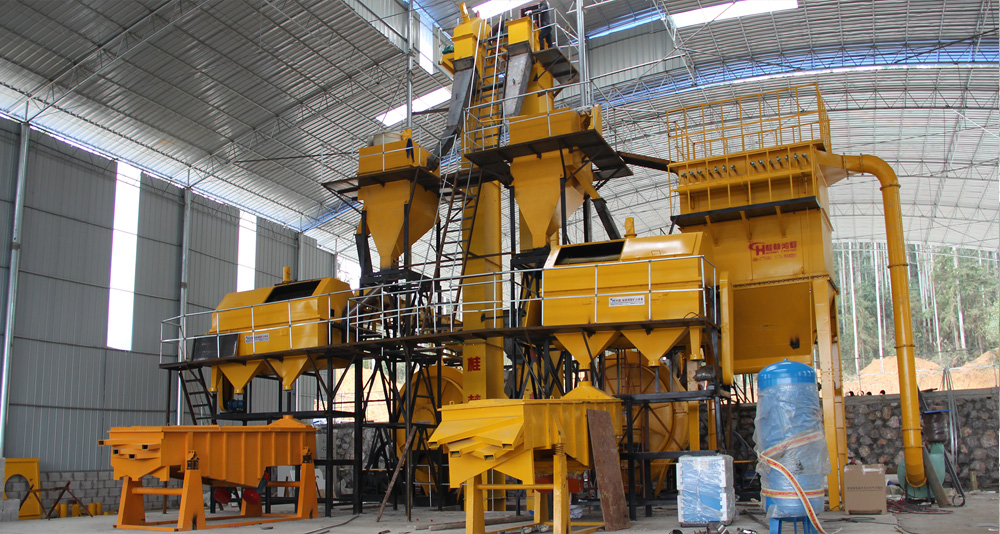 桂林鸿程石英粉300目用石英粉磨粉机，石英砂球磨机