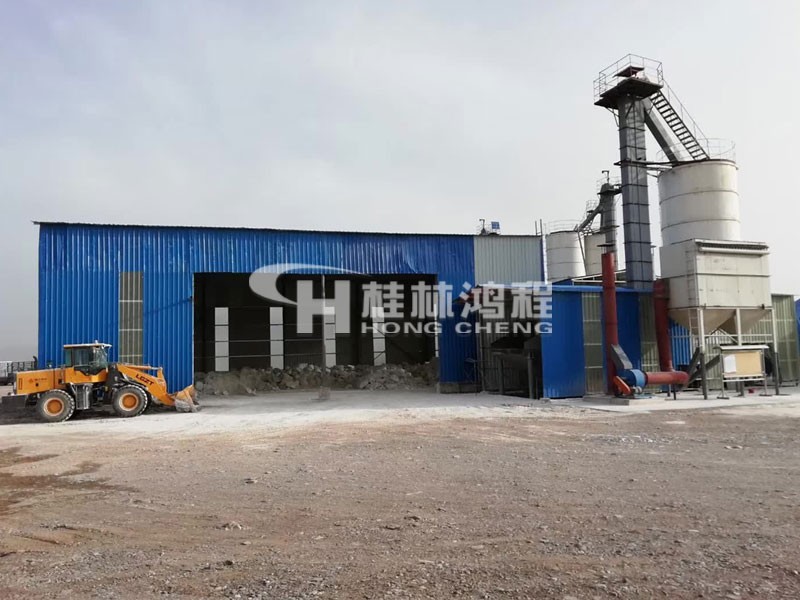 食用石膏粉磨机 HCQ1500雷蒙磨粉机 鸿程新疆石膏粉生产线