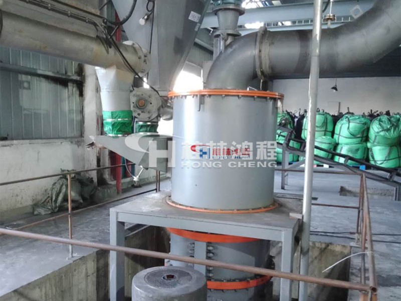 桂林鸿程竹炭超细磨粉机HCH780环辊磨粉机浙江客户生产线