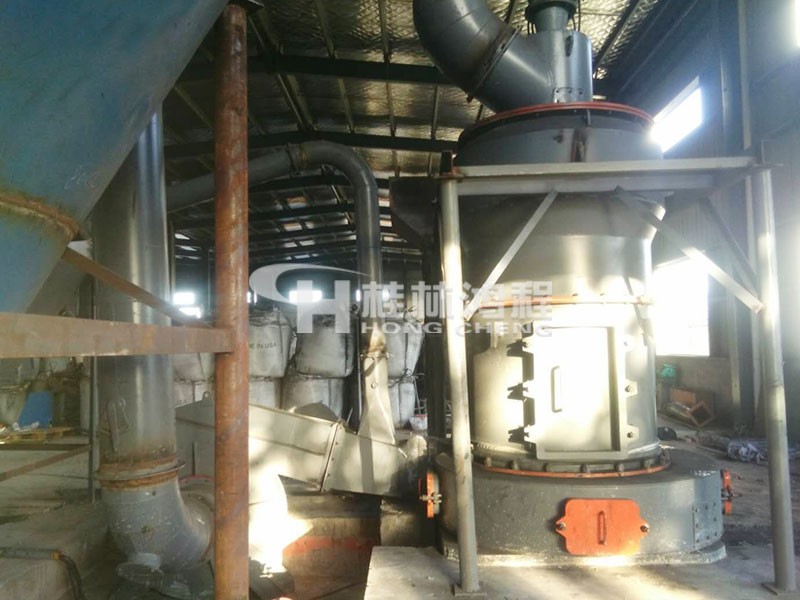 石灰粉磨机小型机－石灰石雷蒙磨3R3220