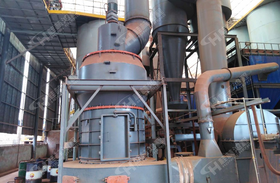 页岩混合料200目12吨HC1900摆式磨粉机四川乐山某瓷厂客户投产