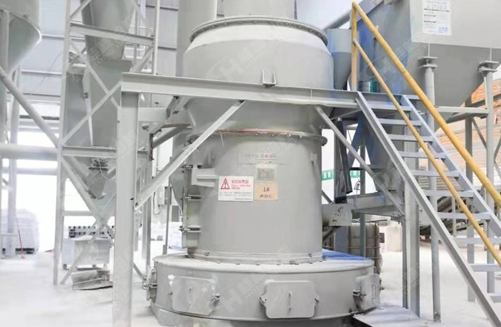 四川某市HC1500摆式磨粉机生产线投产：白云石粉325目，时产6吨