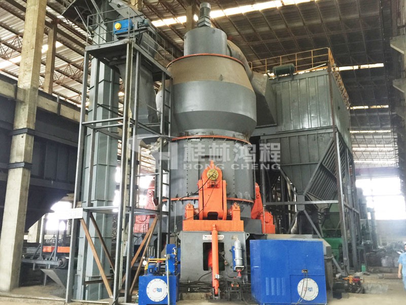 桂林鸿程年产30万吨煤制粉系统立式磨机价格多条HLM2900立磨生产线组合
