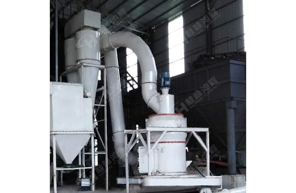 云南某腻子粉厂家订购桂林鸿程1300雷蒙磨HC1300摆式磨粉机 双飞粉 250-300目 11-12吨/时