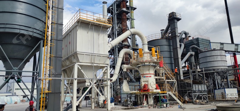 山西朔州HLMX煤矸石立磨鸿程客户现场