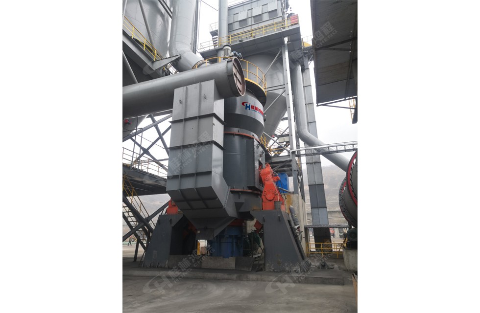 甘肃HLM2400煤粉立式磨200目D93项目冬日运行图