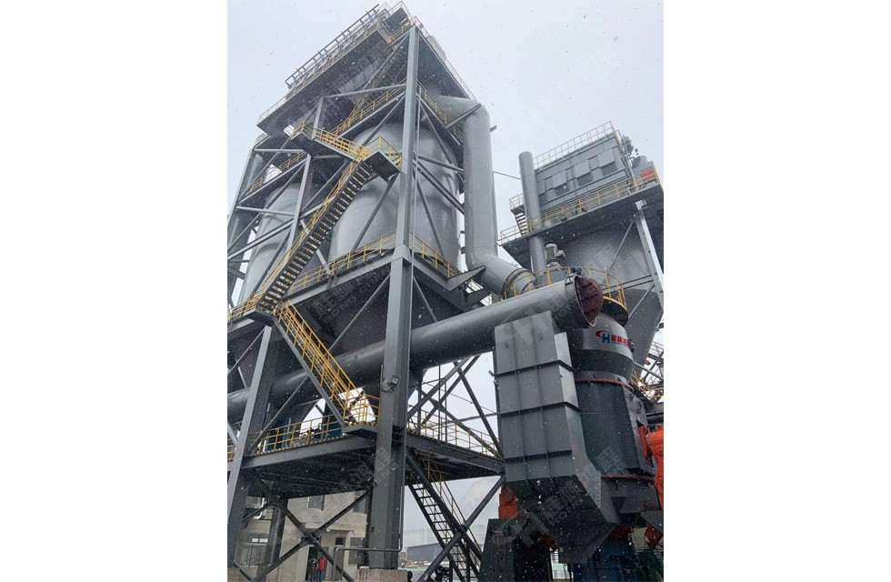 甘肃HLM2400煤粉立式磨200目D93项目冬日运行图