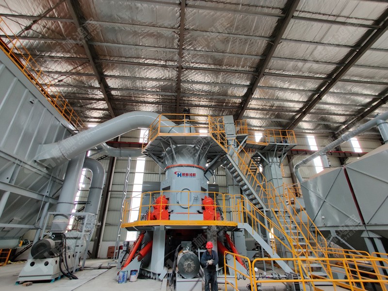 矿渣立磨主机HLM1700型 矿渣立磨主机HLM1700型